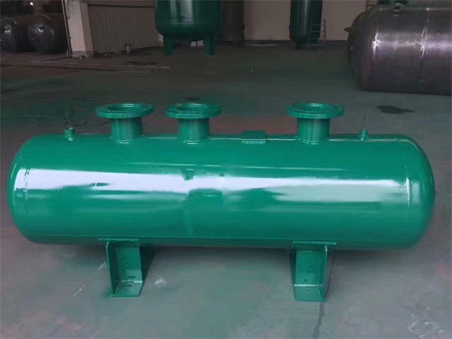 成武成武成武蒸汽分气缸1.jpeg